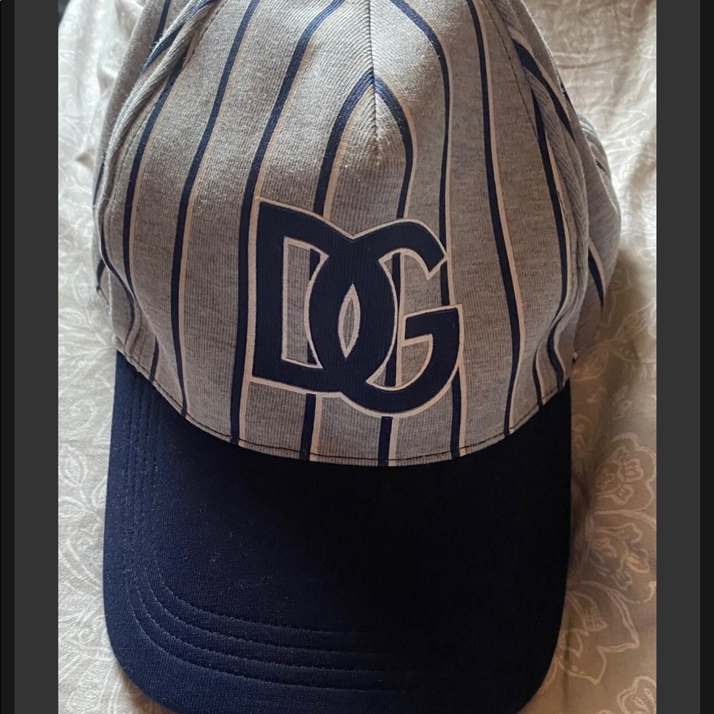 Dolce & Gabbana Men’s hat 59 medium grey